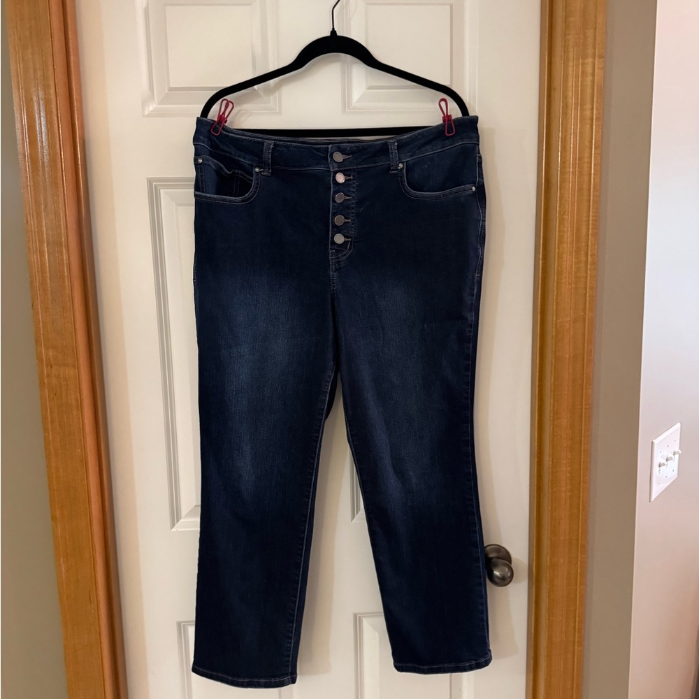 Elegant Dark Blue Women's Cropped Jeans